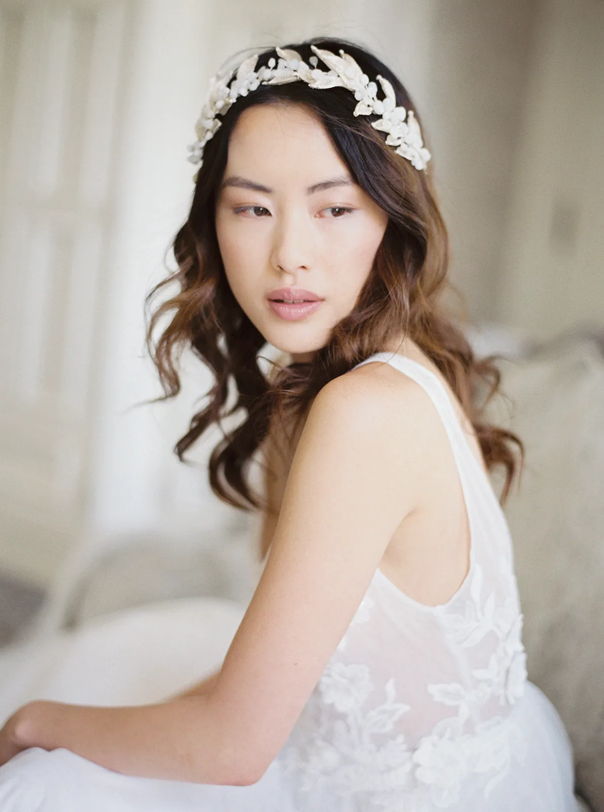 NOEMI | Silver Moonstone Crown